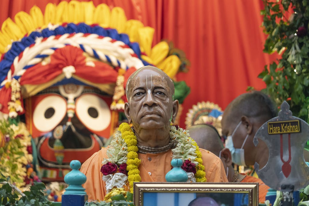 Posao bhakte je probuditi Kṛṣṇinu svjesnost u svakome.